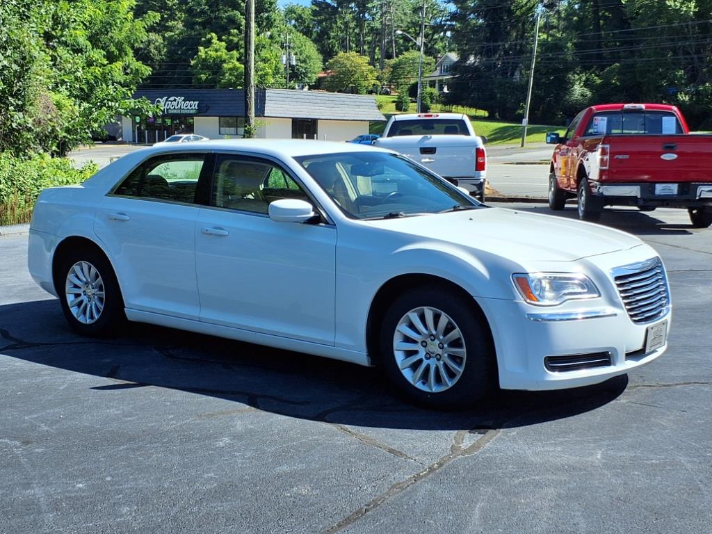 2013 Chrysler 300 Base