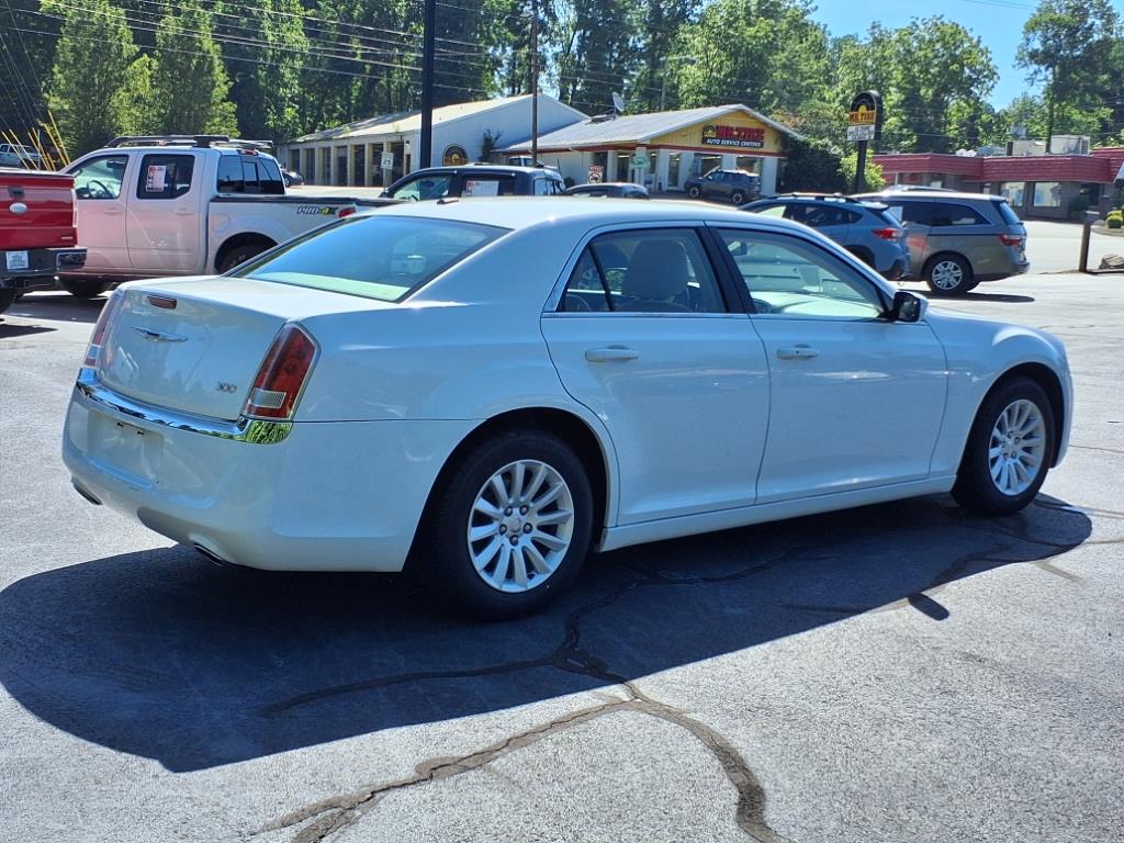 2013 Chrysler 300 Base