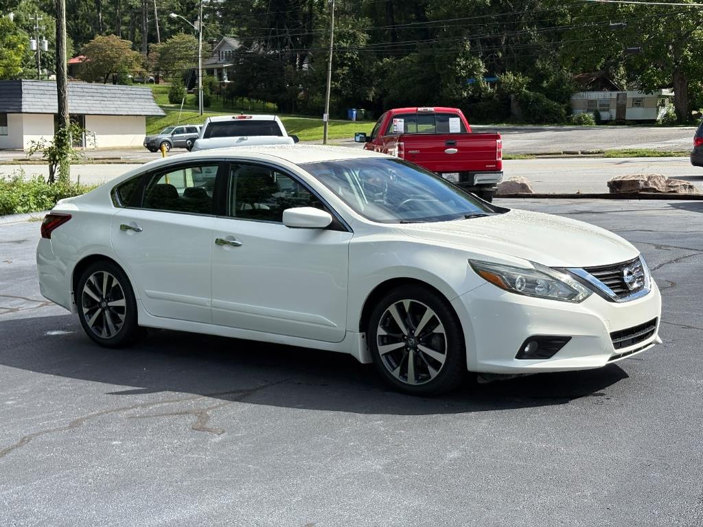 2017 Nissan Altima 2.5 SR