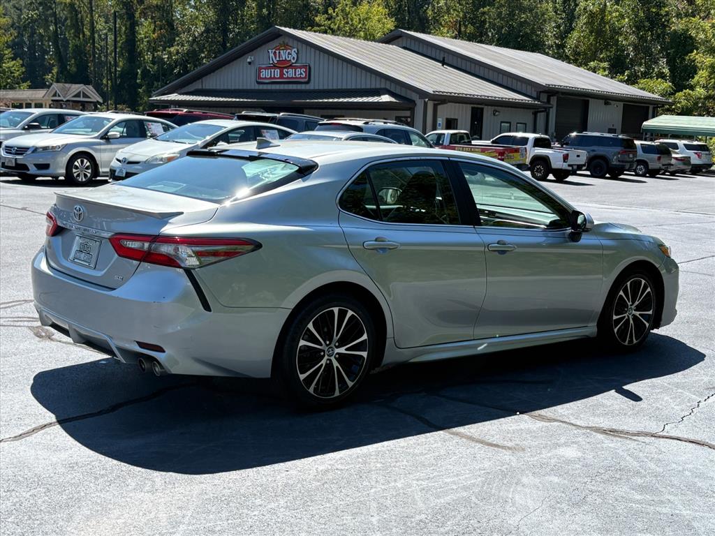2018 Toyota Camry SE