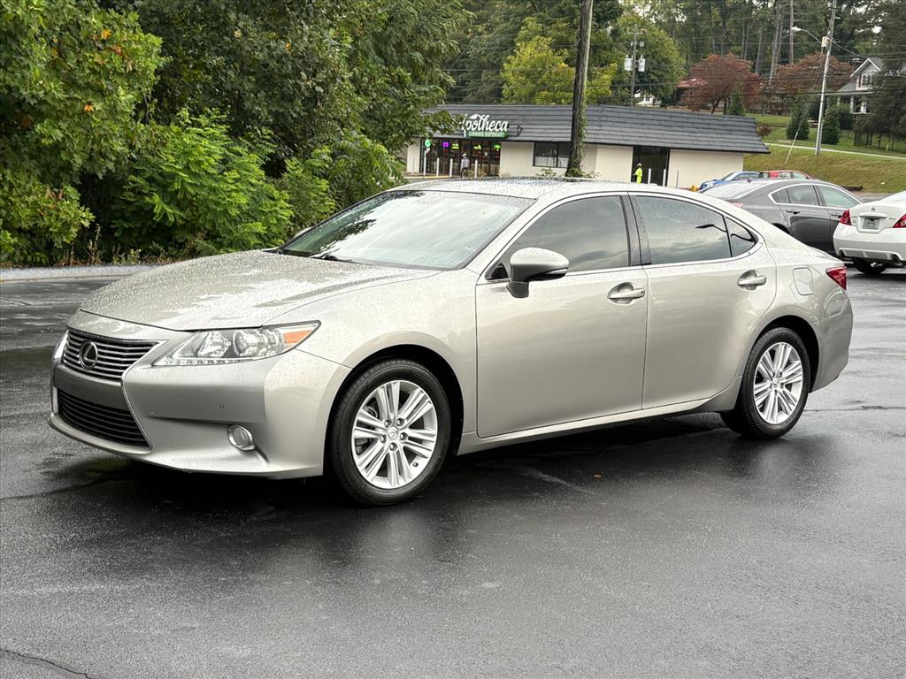 2015 Lexus ES