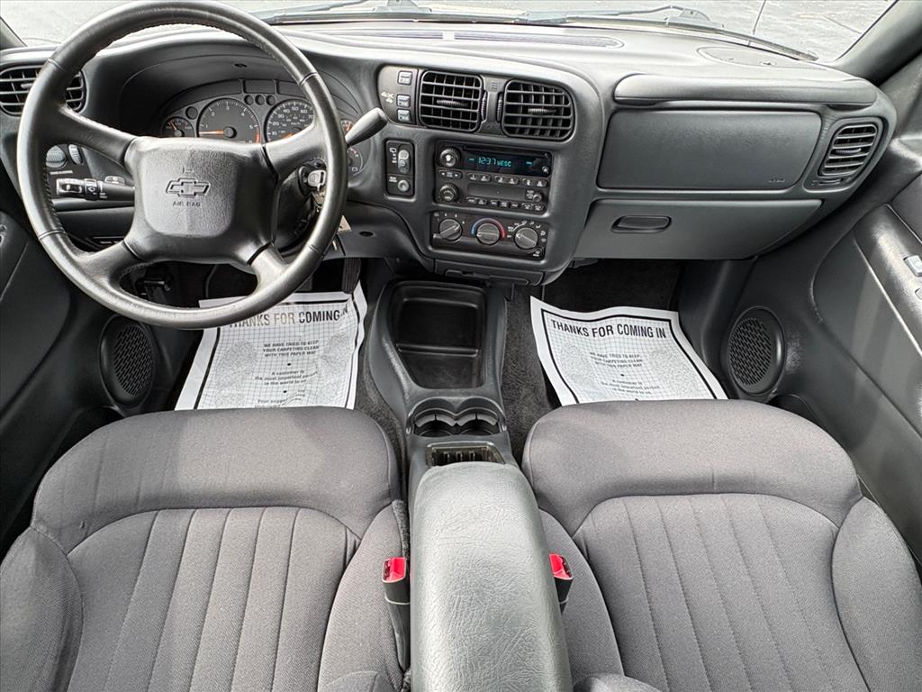 2004 Chevrolet Blazer LS