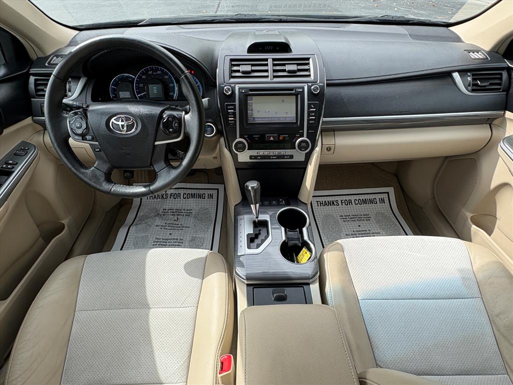 2013 Toyota Camry Hybrid XLE