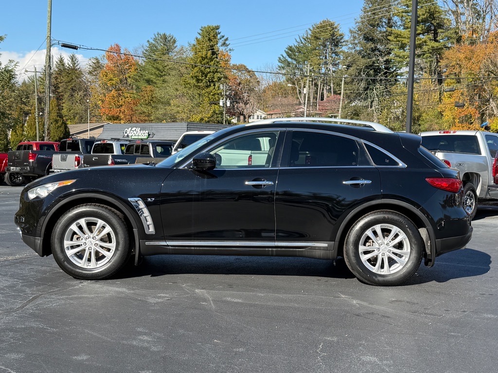 2014 INFINITI QX70 Base