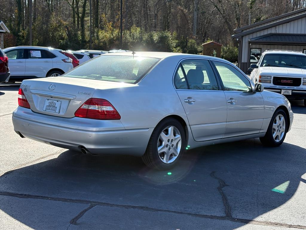 2004 Lexus LS 430 Base