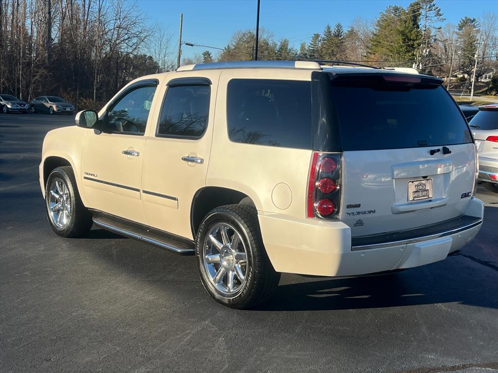 2011 GMC Yukon Denali