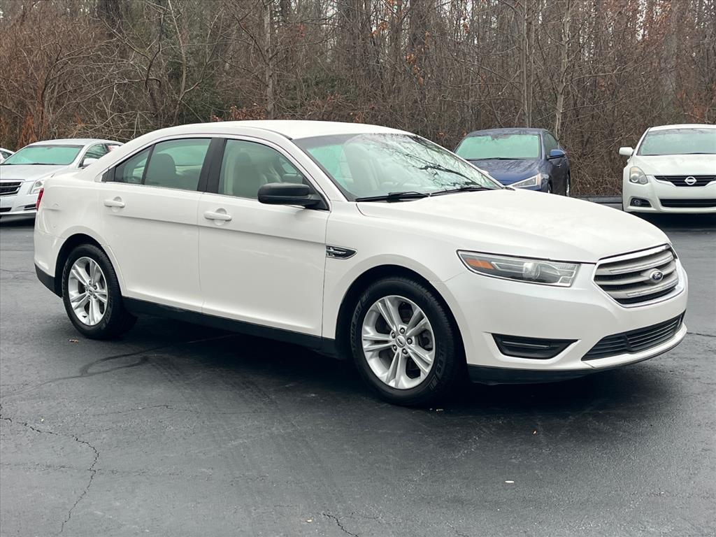 2015 Ford Taurus SEL