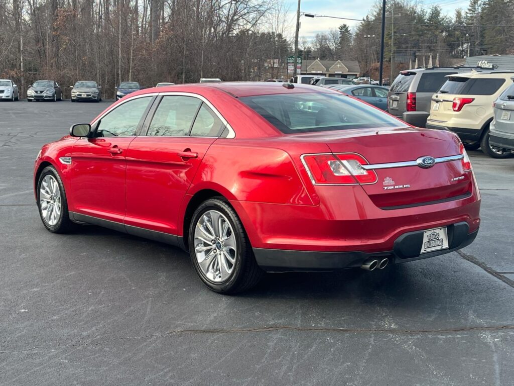 2010 Ford Taurus Limited