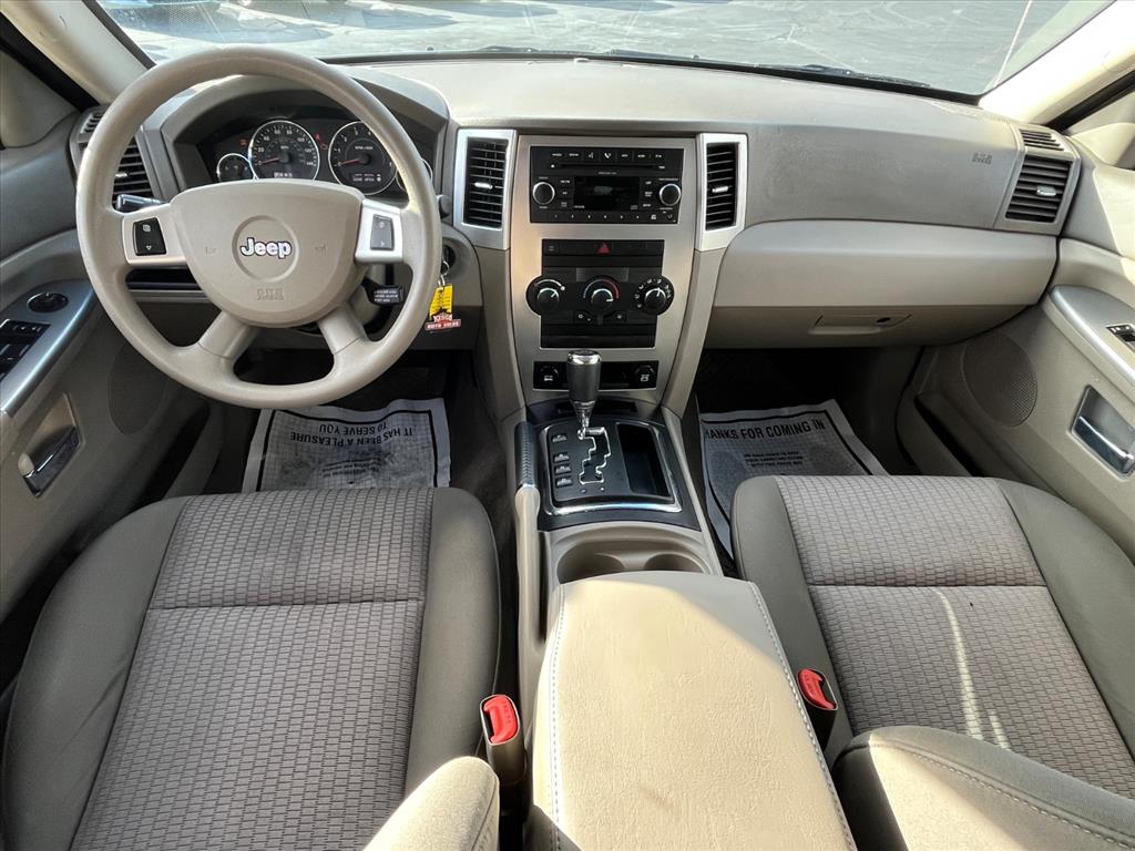 2009 Jeep Grand Cherokee Laredo