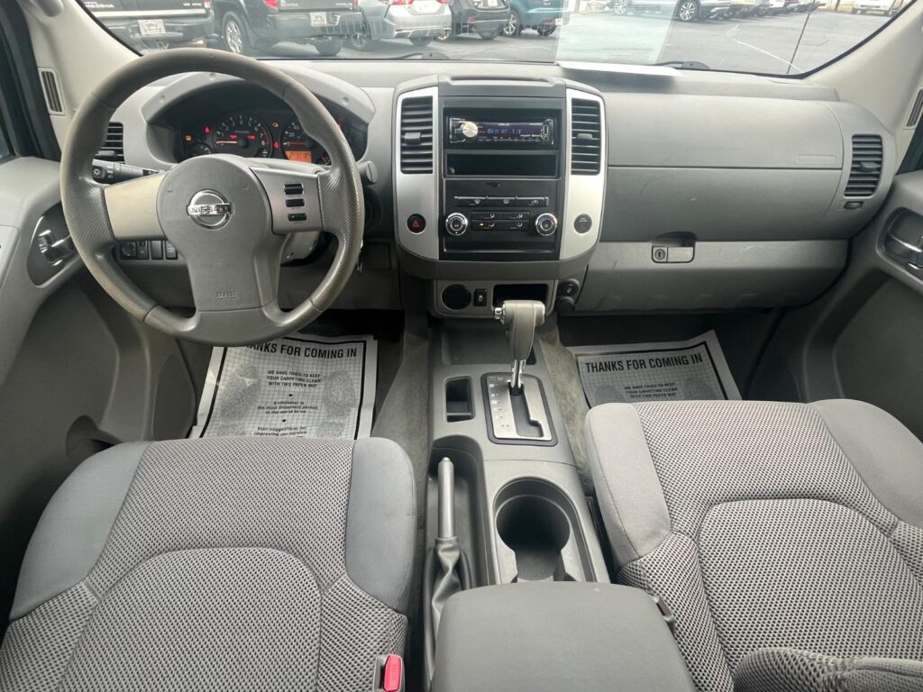 2012 Nissan Frontier SV V6