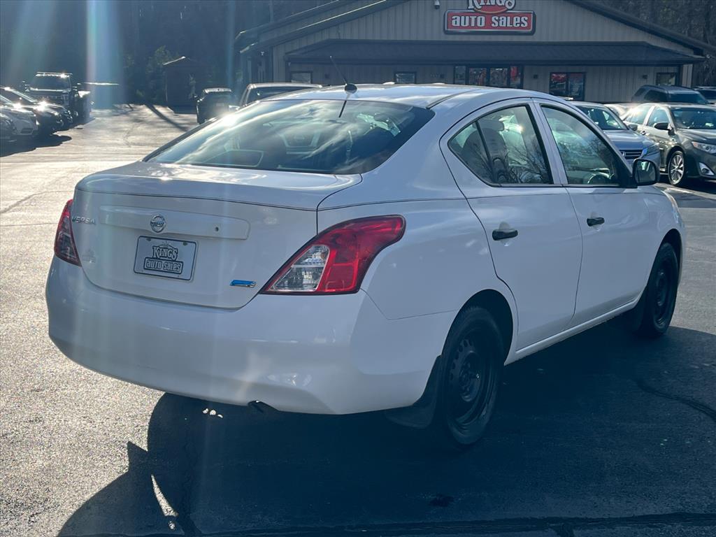 2012 Nissan Versa 1.6 S
