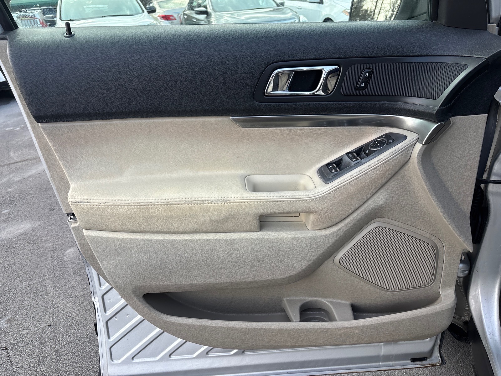 2012 Ford Explorer Base - Photo 16
