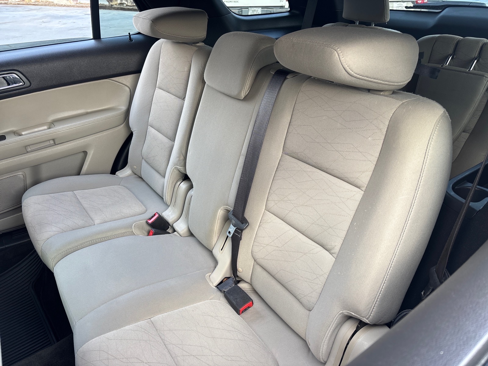 2012 Ford Explorer Base - Photo 19