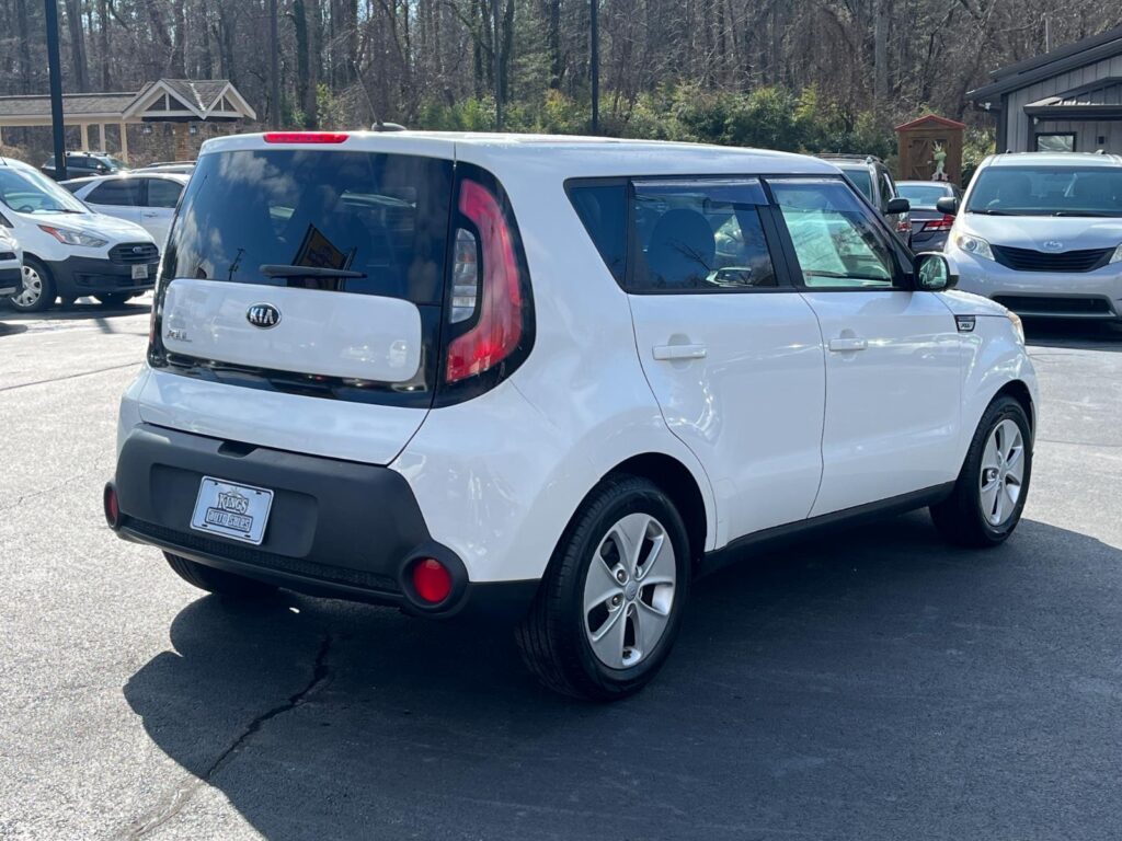 2015 Kia Soul Base