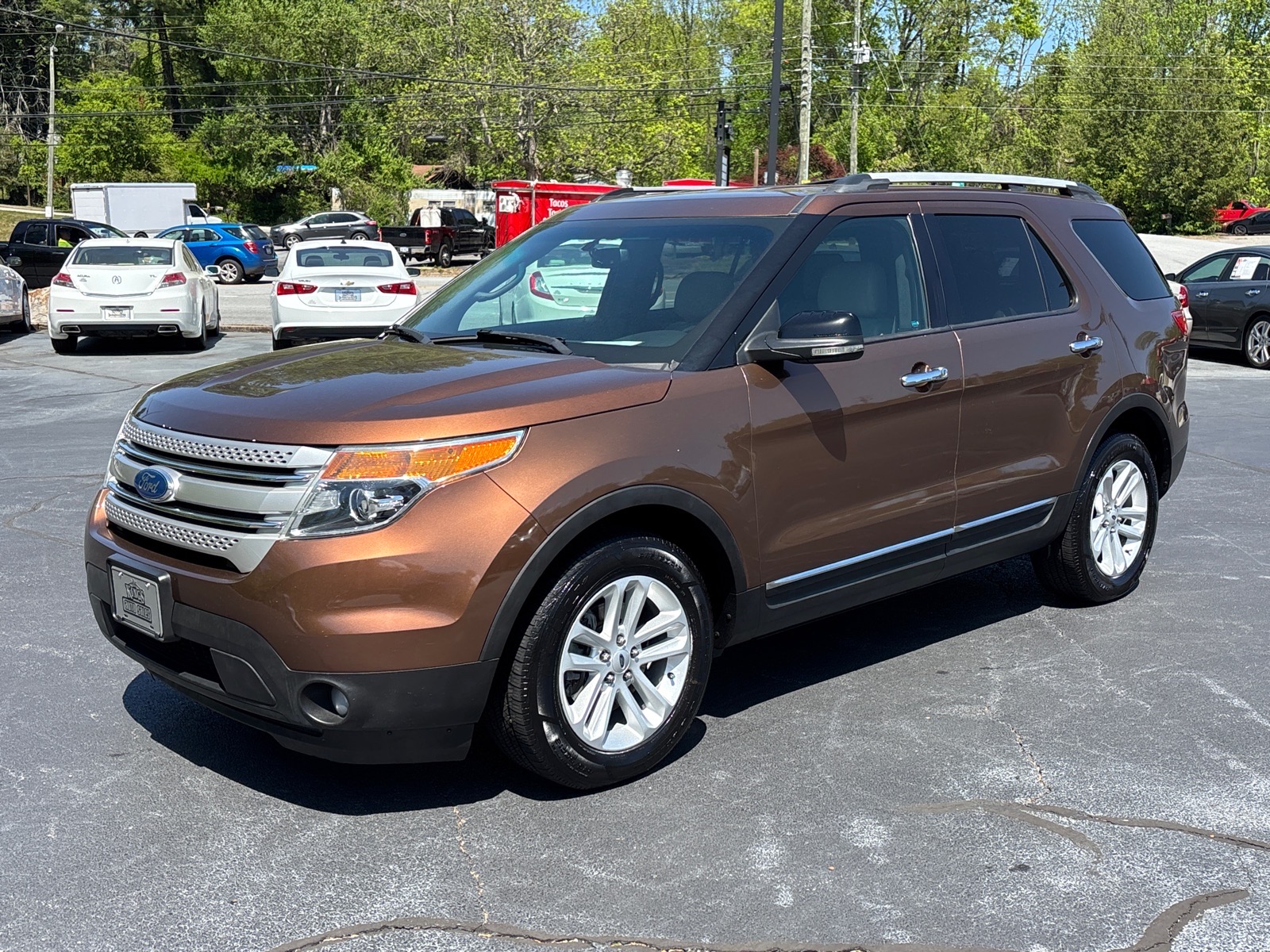 2012 Ford Explorer XLT's photo