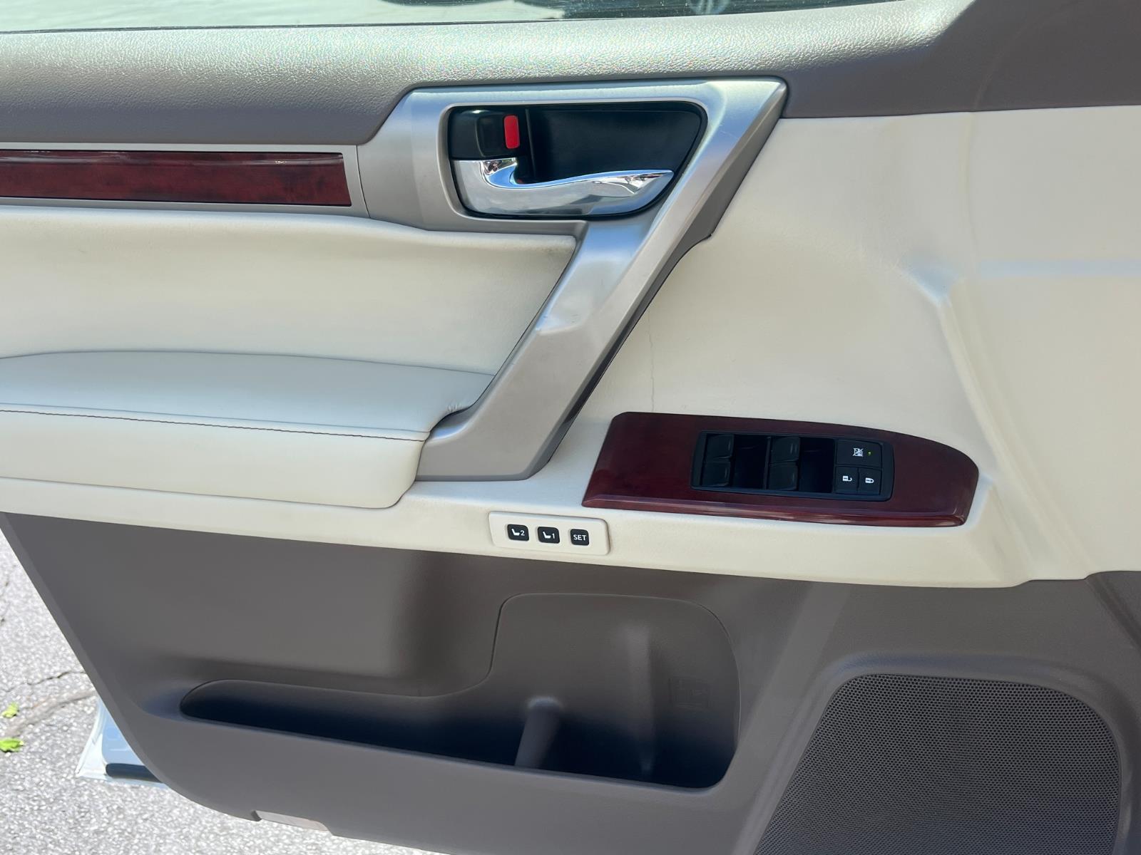 2013 Lexus GX Base - Photo 18