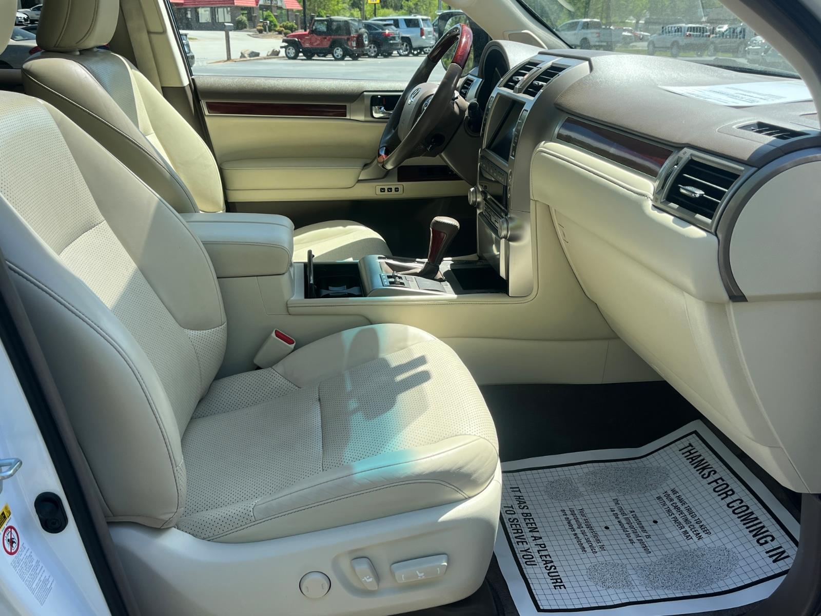 2013 Lexus GX Base - Photo 20