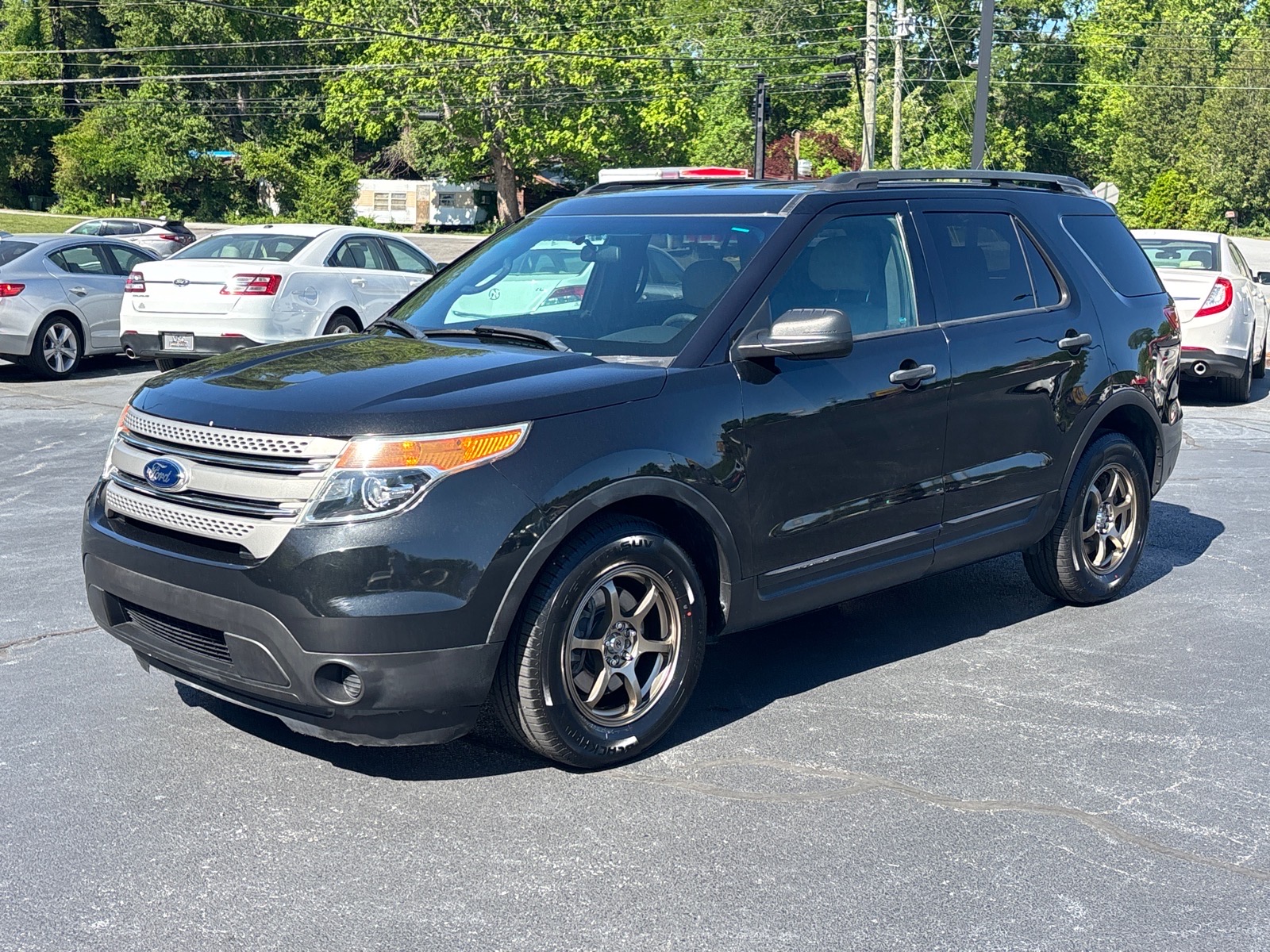 2013 Ford Explorer Base's photo