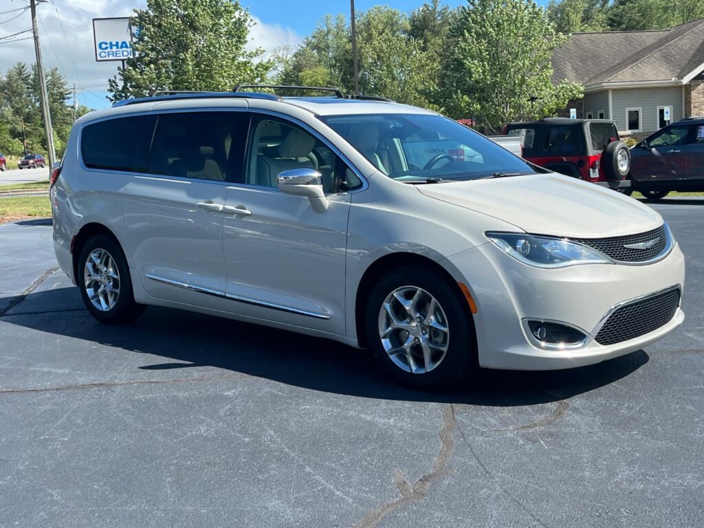 2017 Chrysler Pacifica Limited