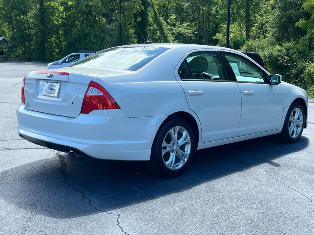 2012 Ford Fusion SE
