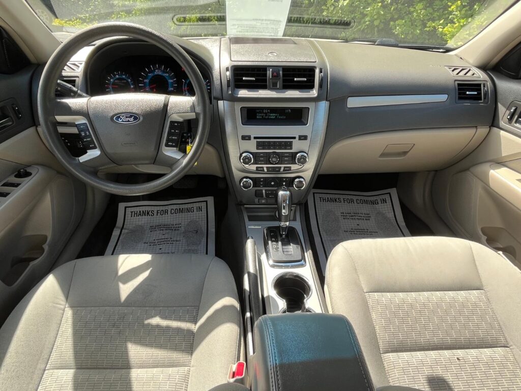 2012 Ford Fusion SE
