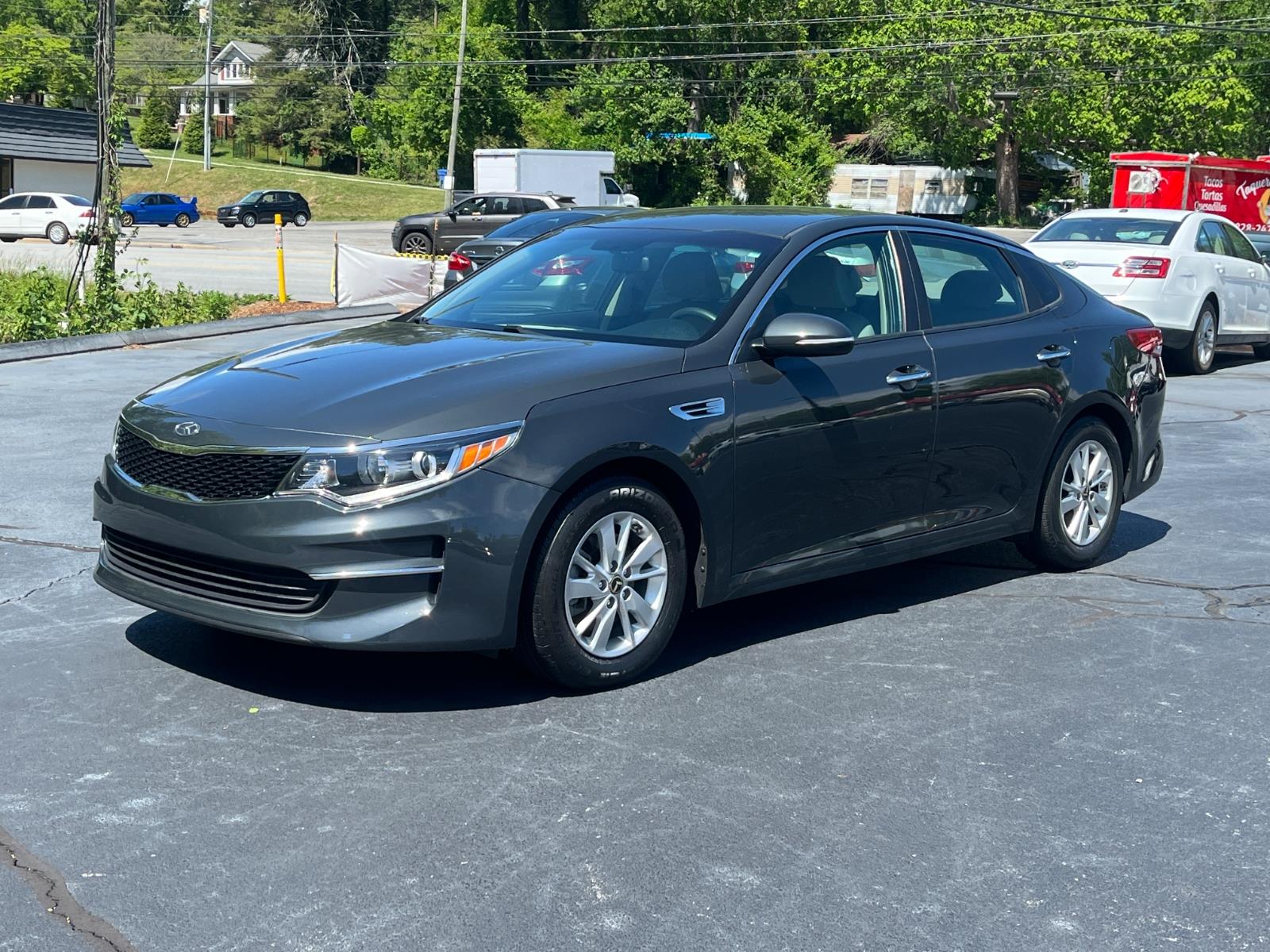 2016 Kia Optima LX AT's photo